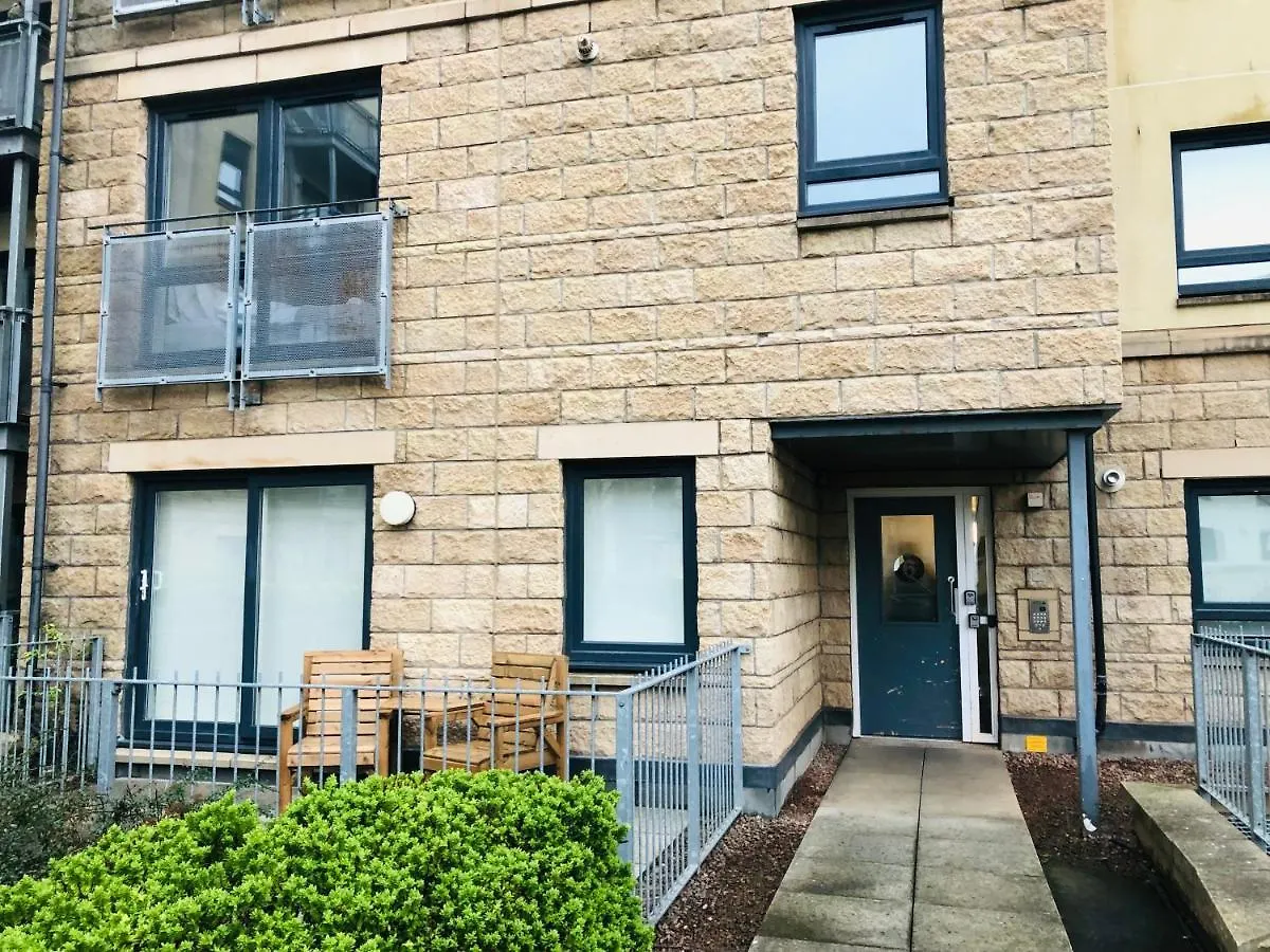 Apartment 2 Bath Free Parking Edynburg